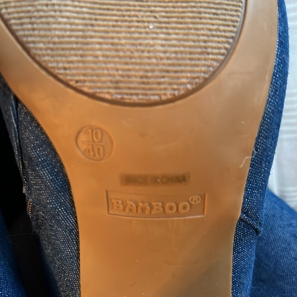 NWOT Women’s size 10  denim booties - Picture 6 of 7